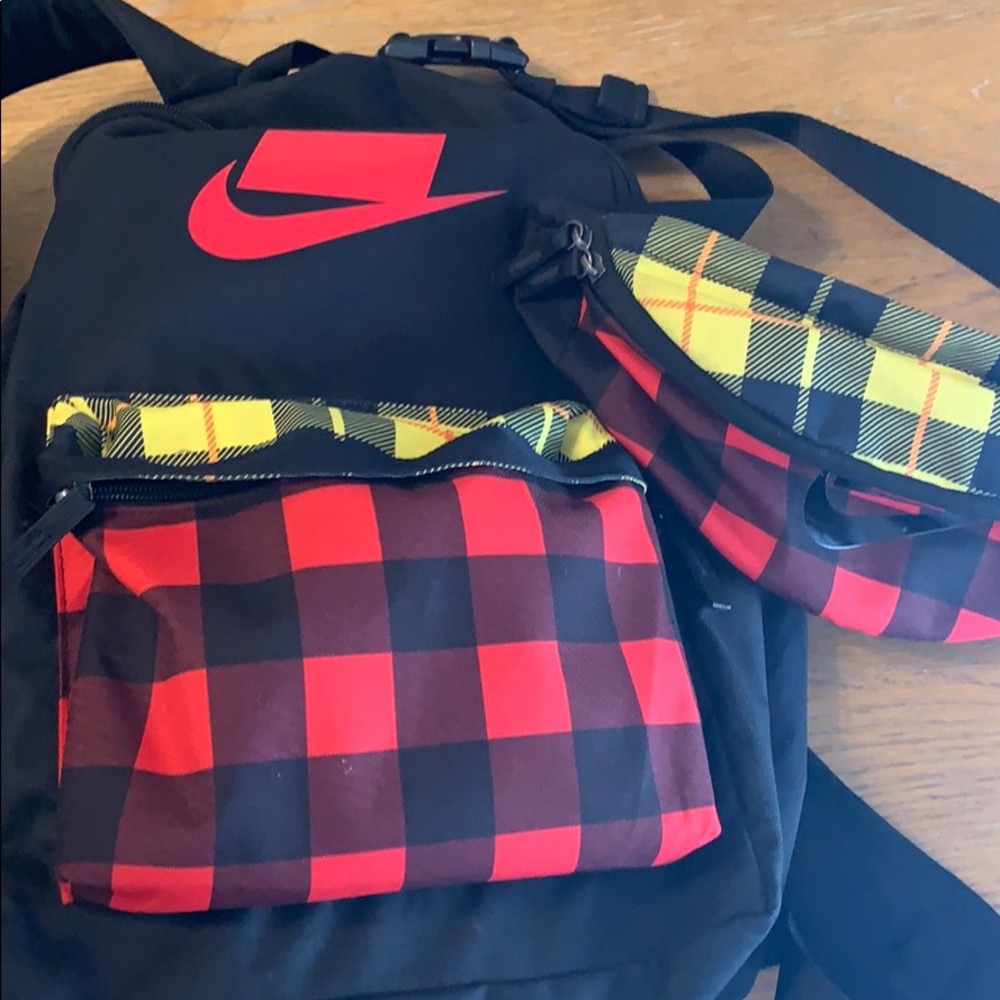 Nike Backpack With Matching Fanny Pack!